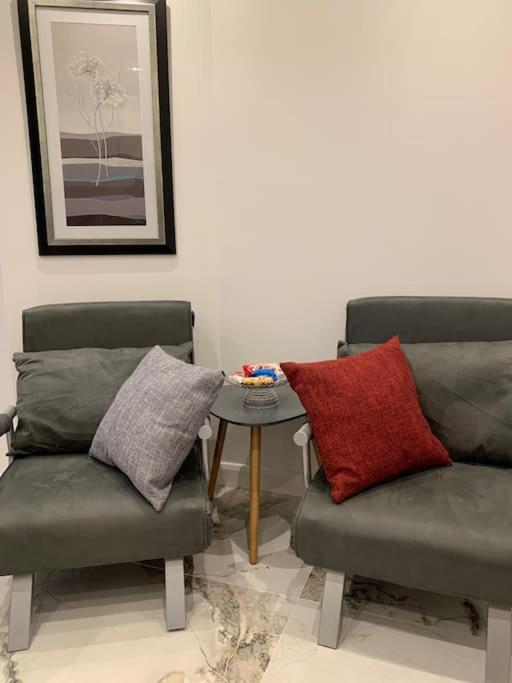 Apartment C, A One Bedroom Flat In South London Carshalton Kültér fotó